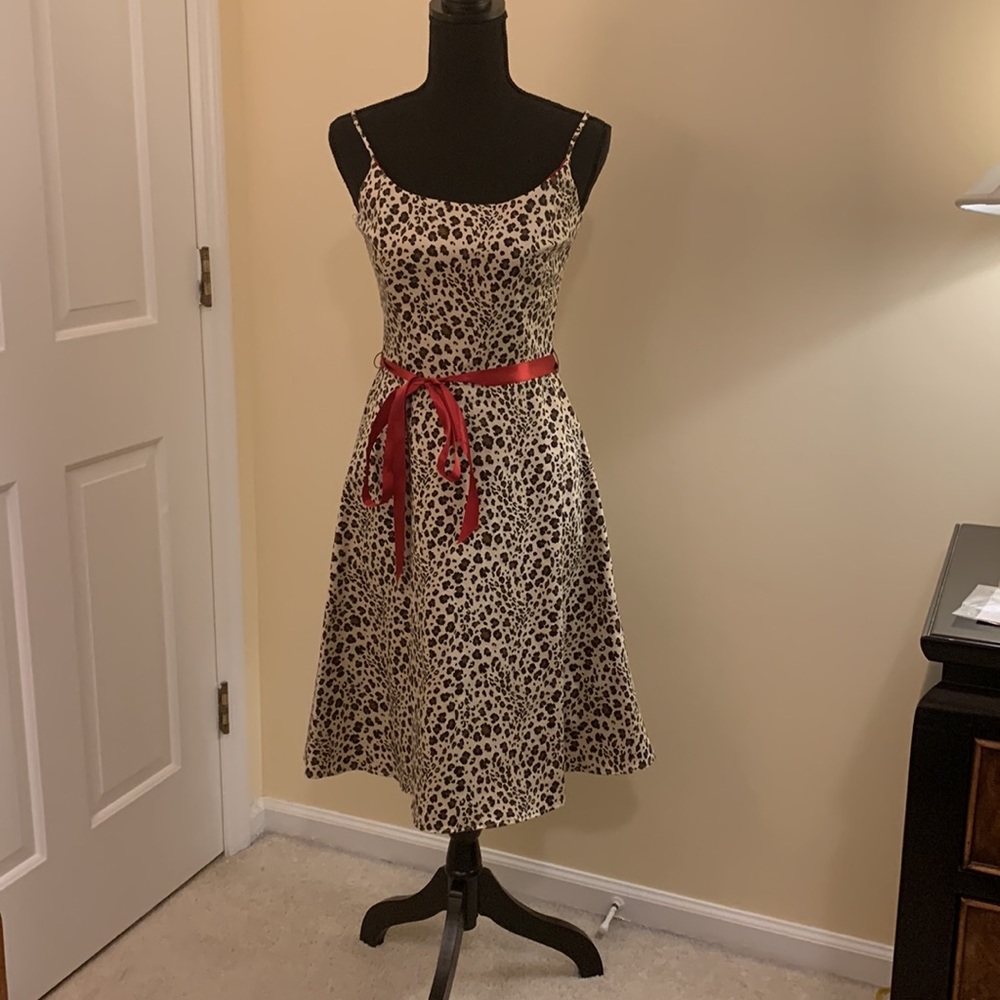 Jessica Howard leopard print dress